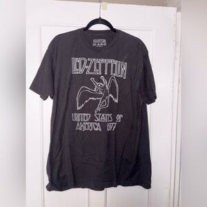 Led Zeppelin Black Graphic Band Tee